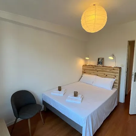 Charming 3 Of 50 M2 Located In 耶尔