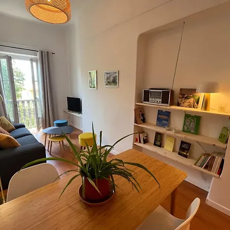 Charming 3 Of 50 M2 Located In 耶尔