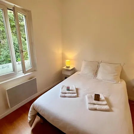 Charming 3 Of 50 M2 Located In Appartement *